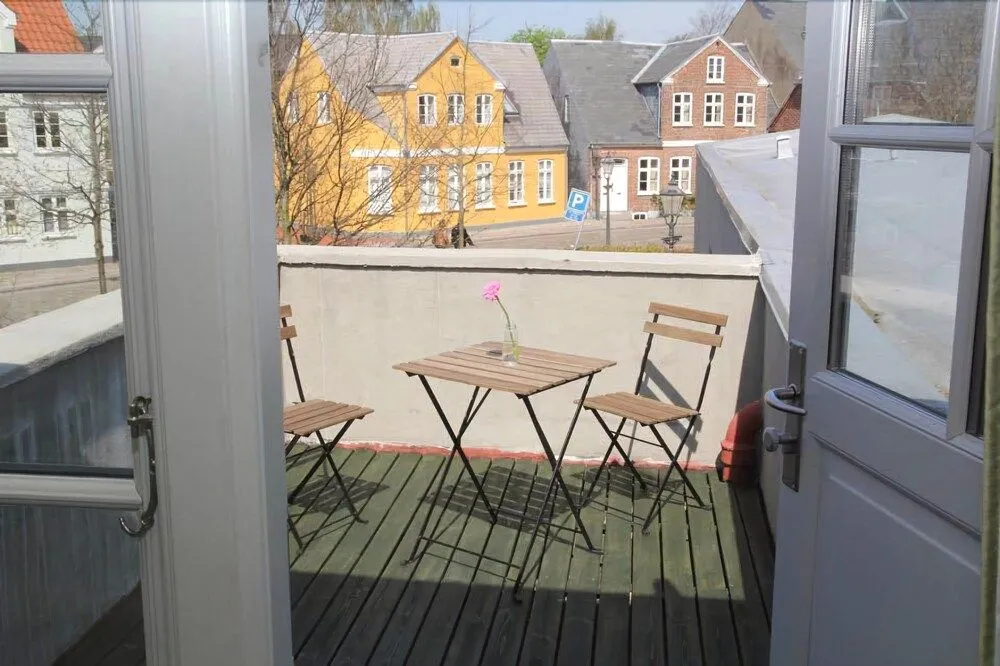 Balcony & Terrace