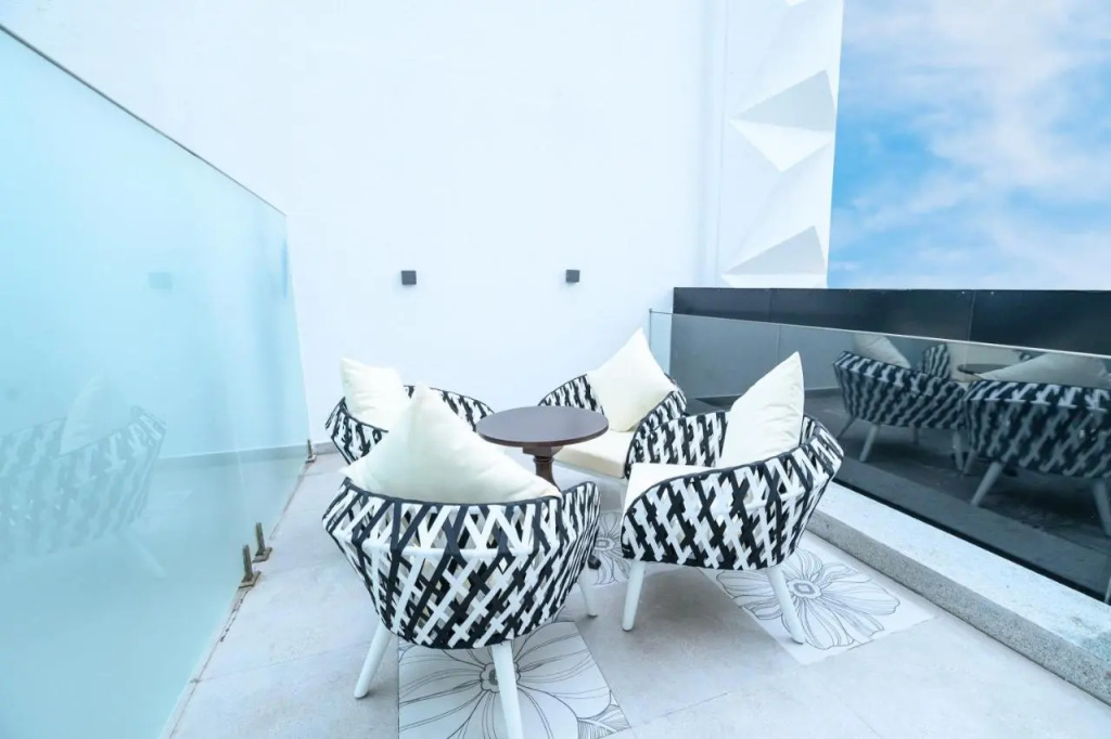 Hotel photo 32