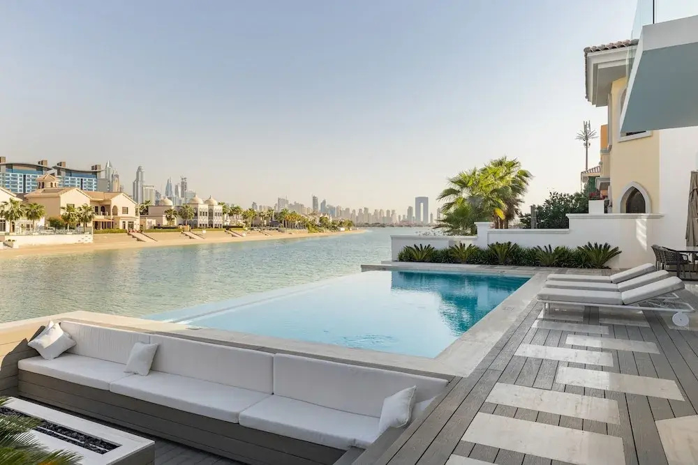 Palm Paradise- 5BR Villa - Infinity Pool image rooms