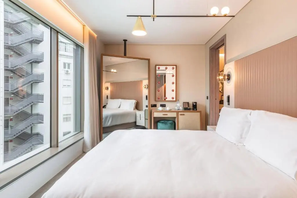 Standard Double room with pool view (full double bed)