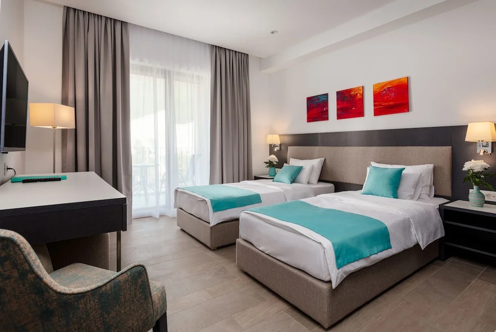 Superior Double room (full double bed)