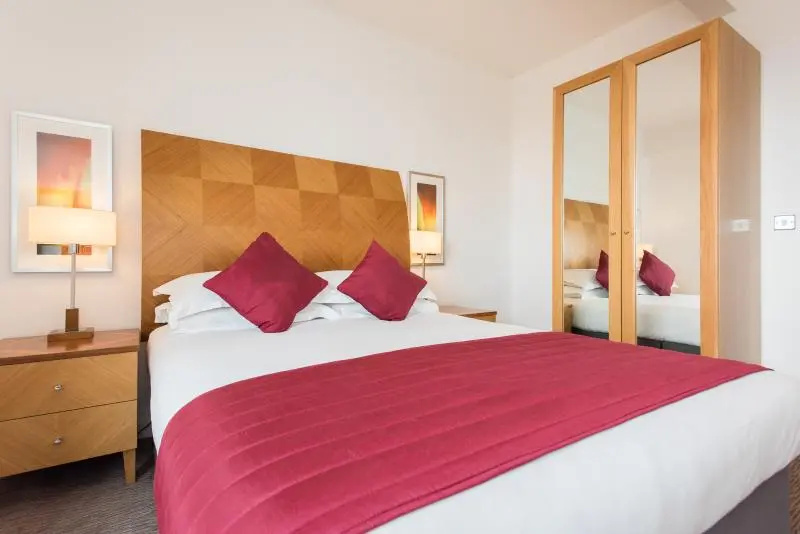 PREMIER SUITES Nottingham - Chambres