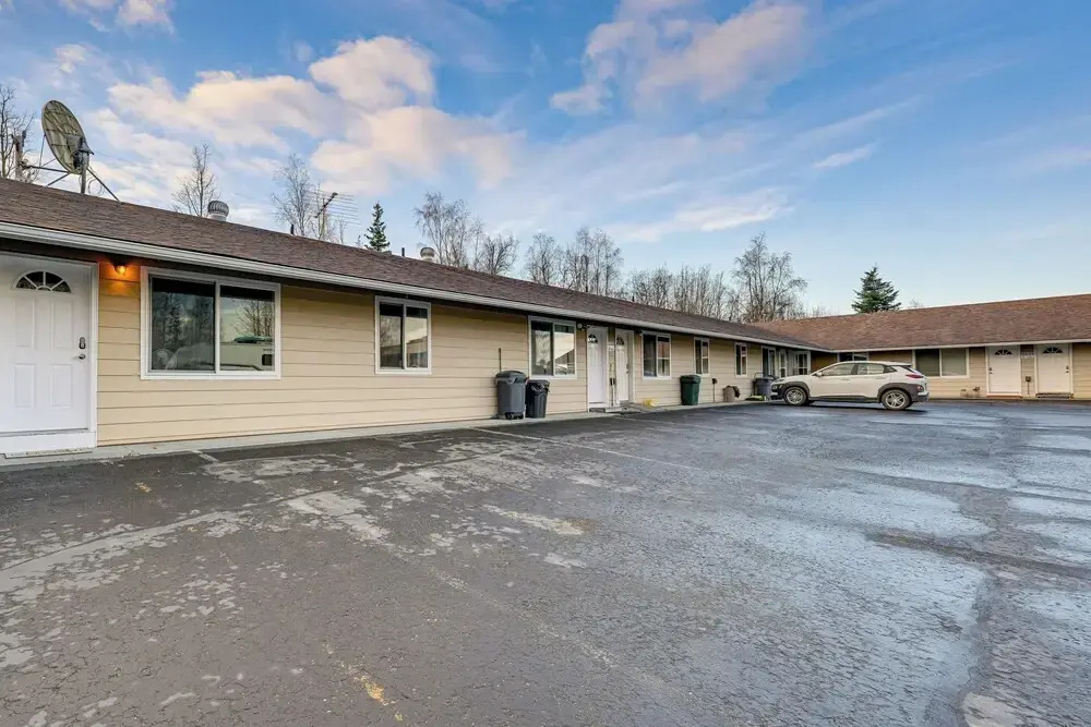 Comfort & Convenience! Apt in Central Soldotna