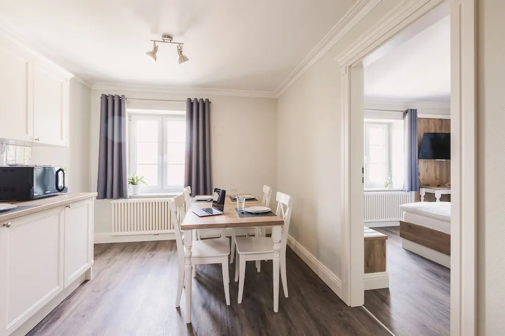 Quadruple Family Apartment