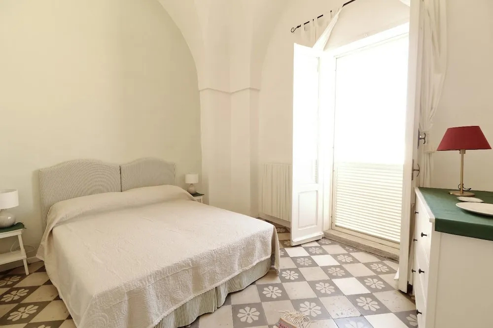 2 Bedrooms Apartment with balcony