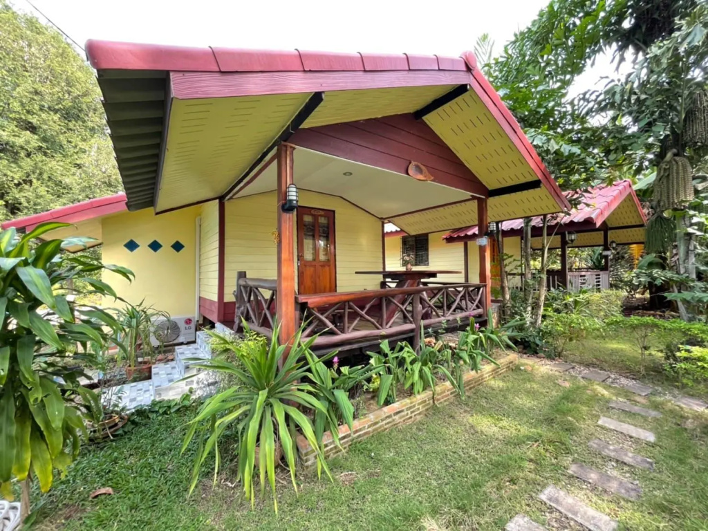 Single Cottage