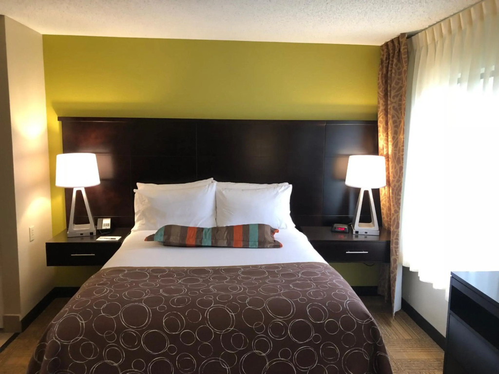 Staybridge Suites Grand Rapids-Kentwood by IHG - фото 46