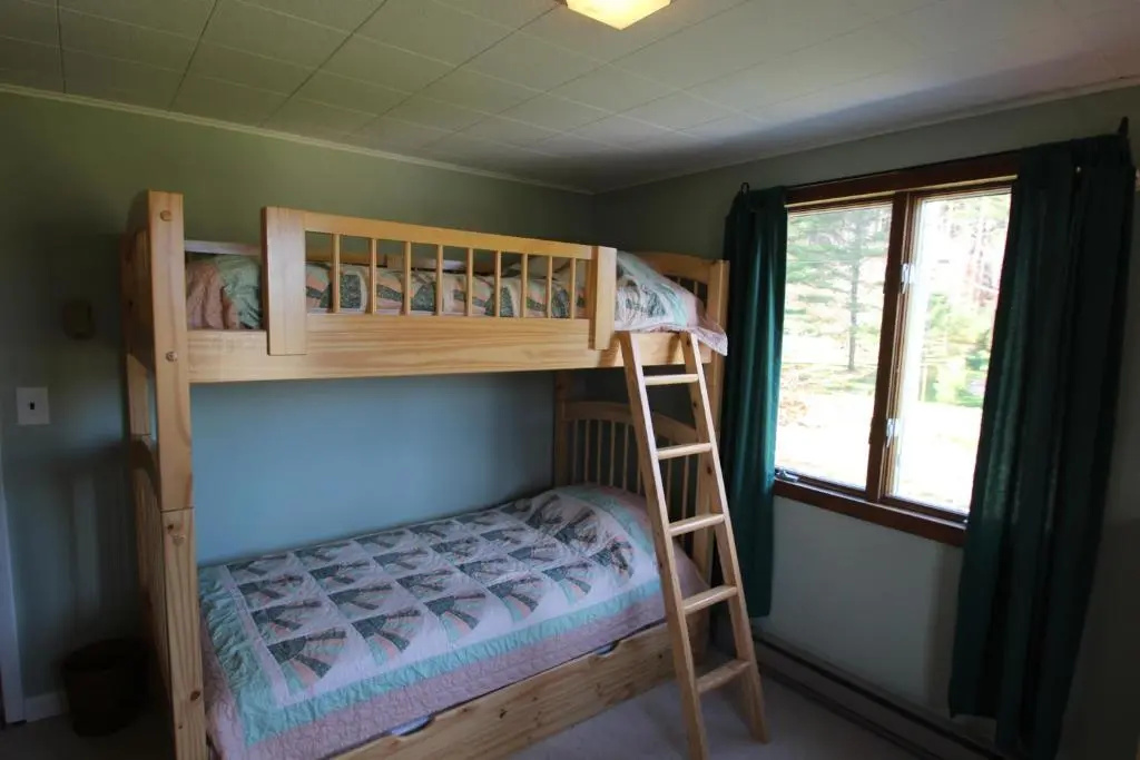 Pittsfield Chalet - Chambres