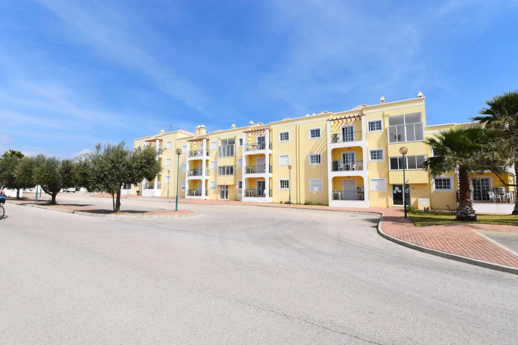 Praia da Lota Resort - Hotel & Apartments