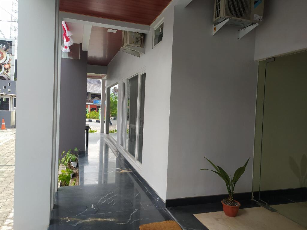 Image 8