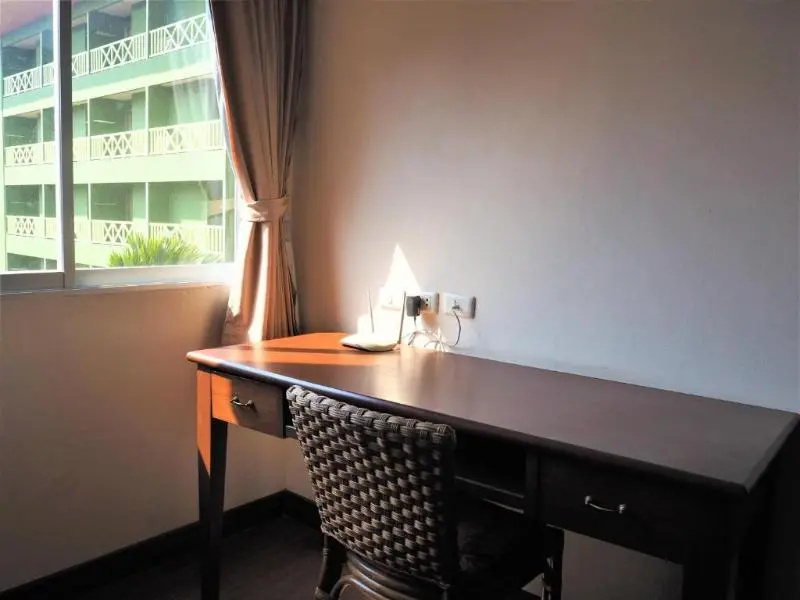Deluxe Double room with balcony (full double bed)