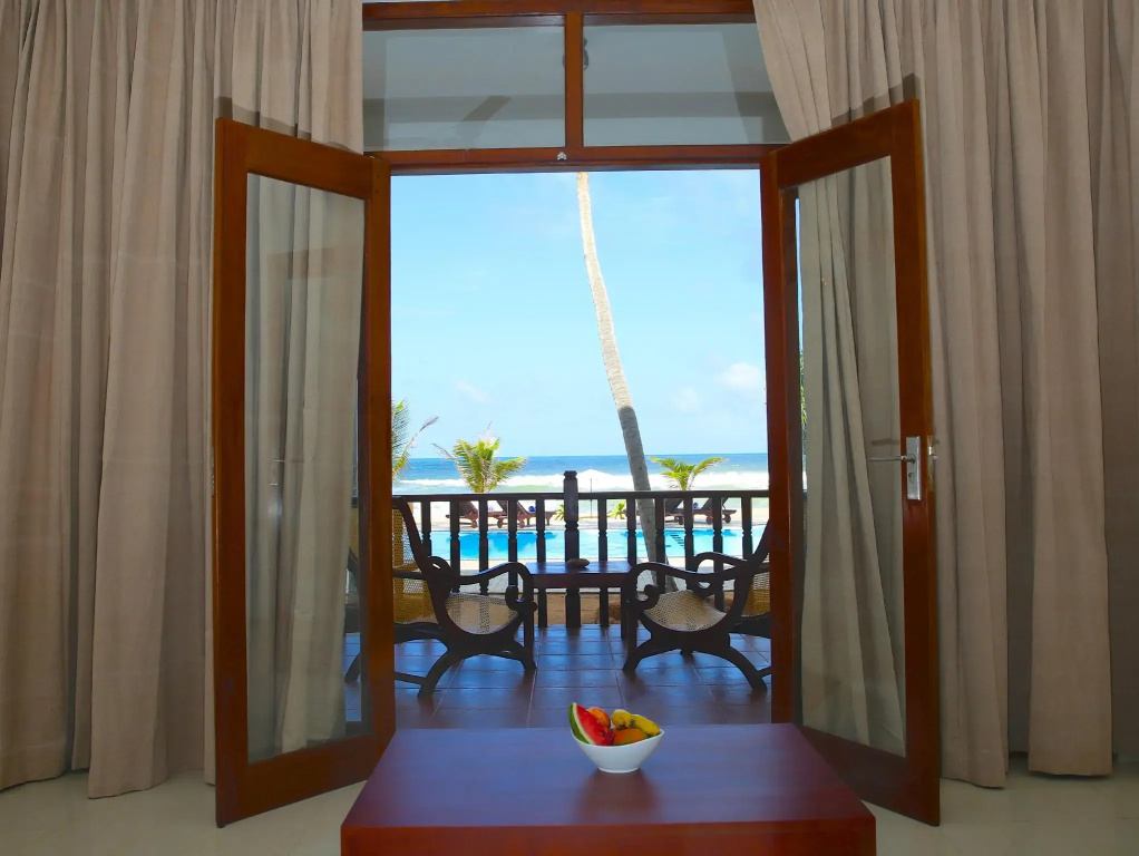 Whispering Palms Hotel - Général
