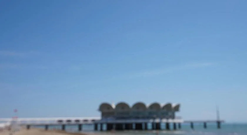 Beach & Waterfront