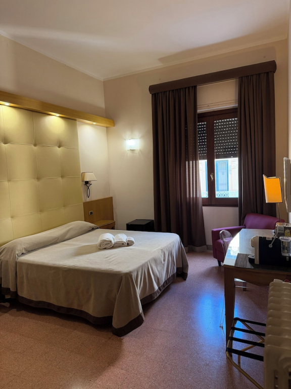 Economy room
