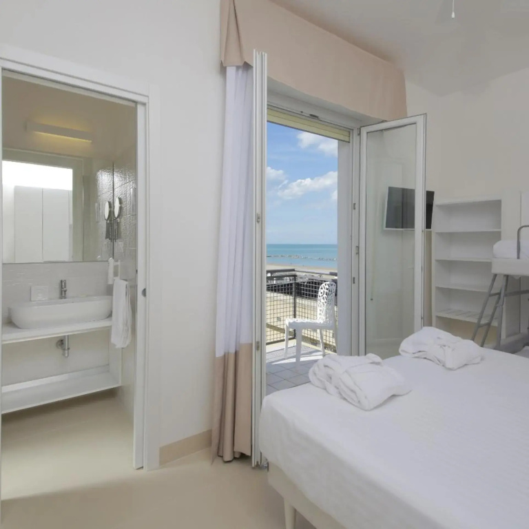 Hotel photo 28