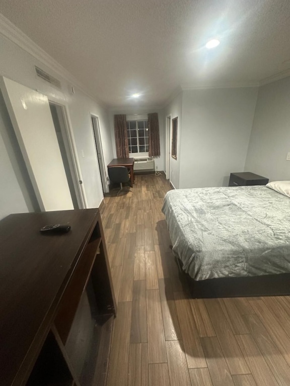 Heritage Inn — 5