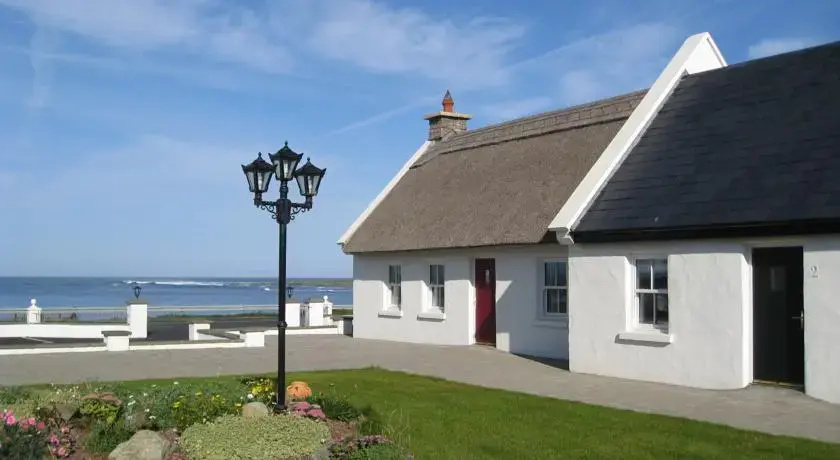 Red Cliff Lodge Restaurant and Seaview Suites