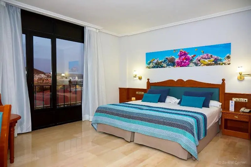 Hotel Zentral Center - Chambres