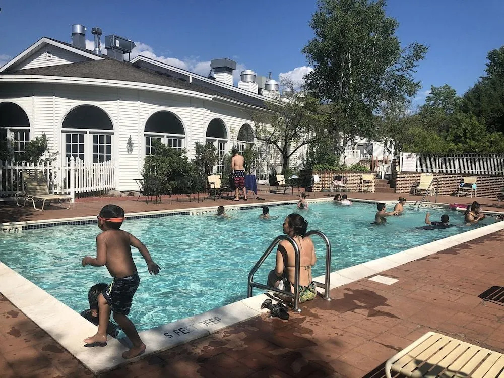 Phoenix Inn Resort - Général