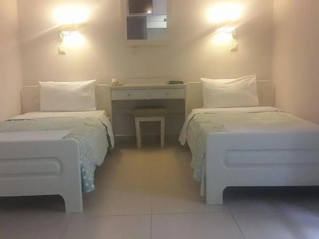 Economy Studio