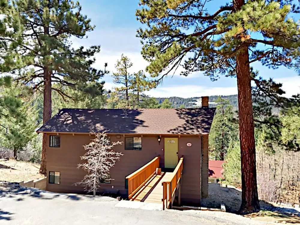 748 Butte Ave Home 3 Bedrooms 2 Bathrooms Home