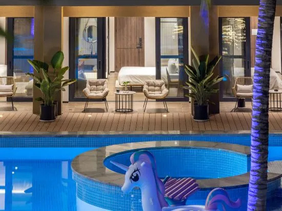 Xianghai·Aroma Sea Designer Hotel (Taiyangwan Road Branch) in Sanya