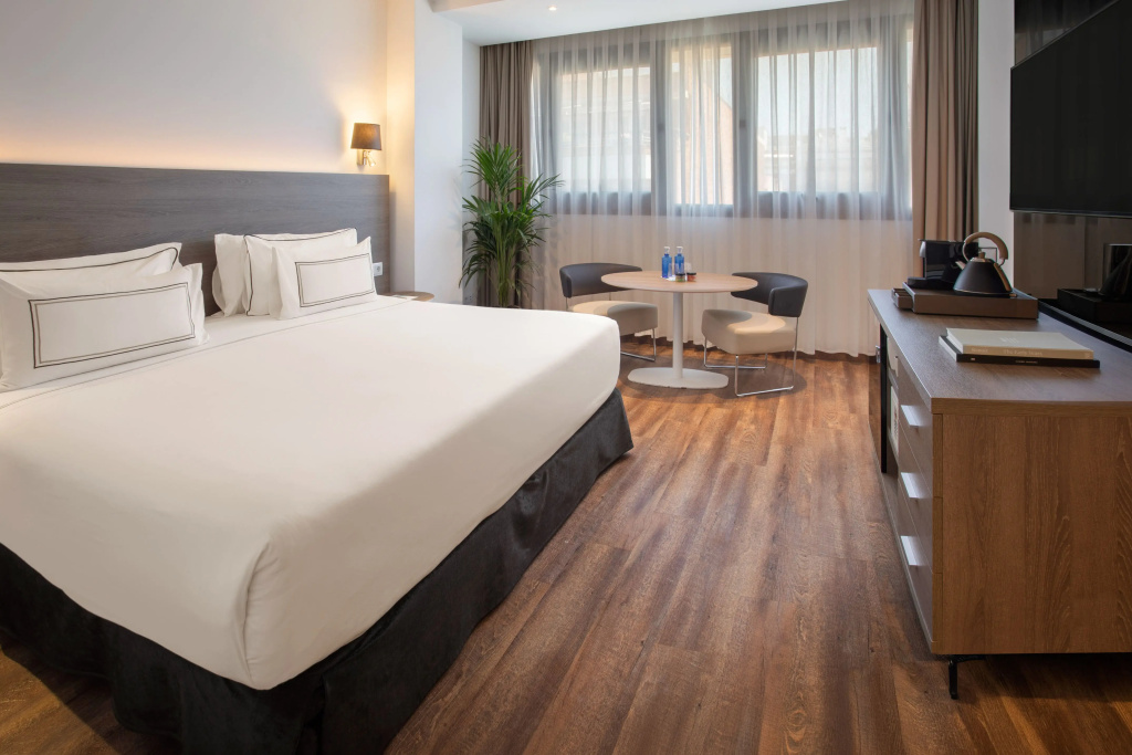 Meliá The Level Communicated room
