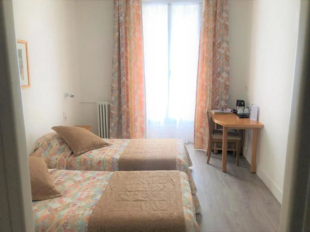 Standard Double room (twin beds)