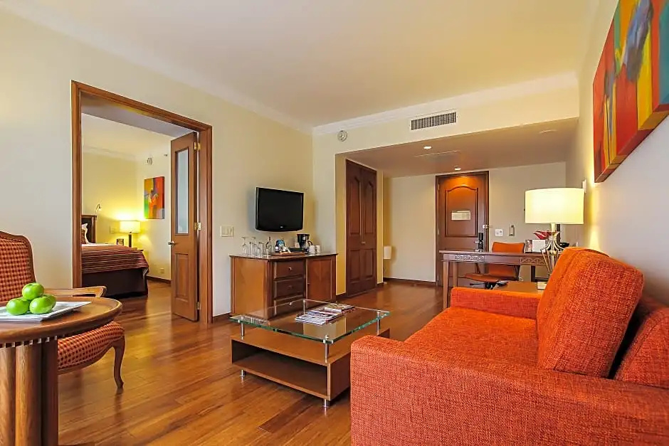 Standard Junior Suite
