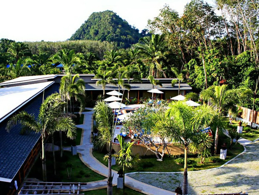 Phuvara Boutique