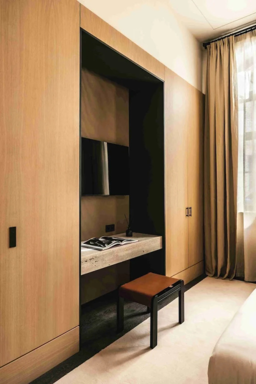 Mondovi Luxury Suites 65