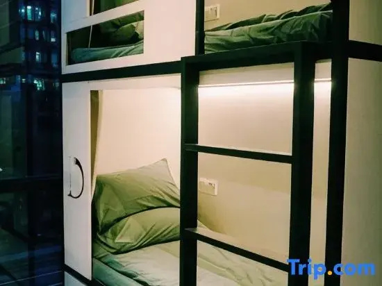 Bed in Dorm (female dorm)