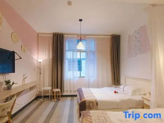 Bed in Dorm (male dorm)