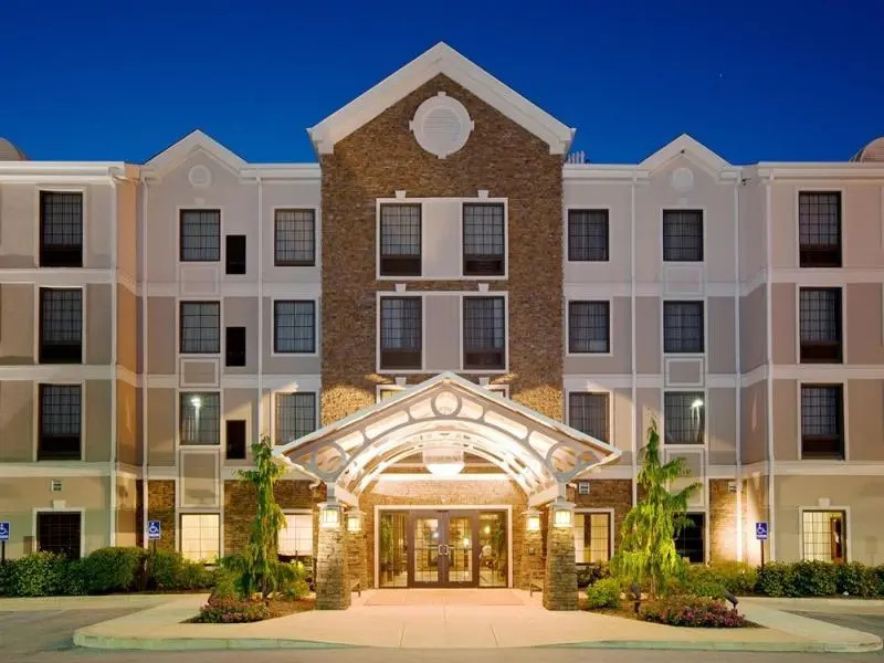 Staybridge Suites Indianapolis-Airport by IHG - Chambres