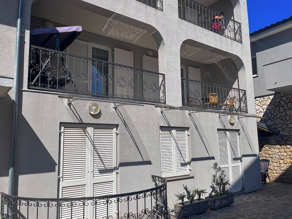 Apartment Tuba