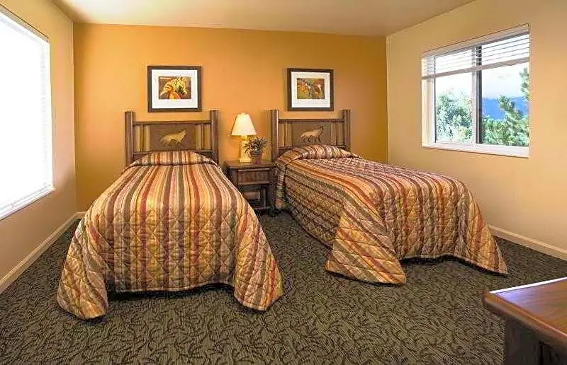 2 Bedrooms Deluxe Double room (full double bed)