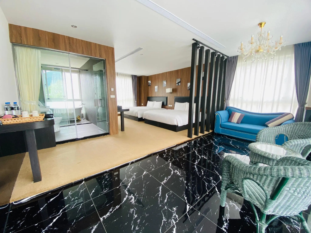 Standard Family room