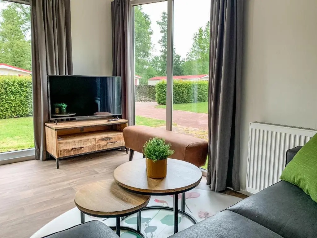 3 Bedrooms Chalet