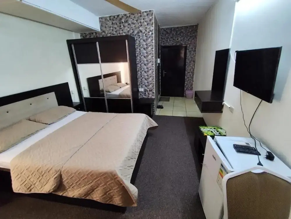 Standard Single room with city view
