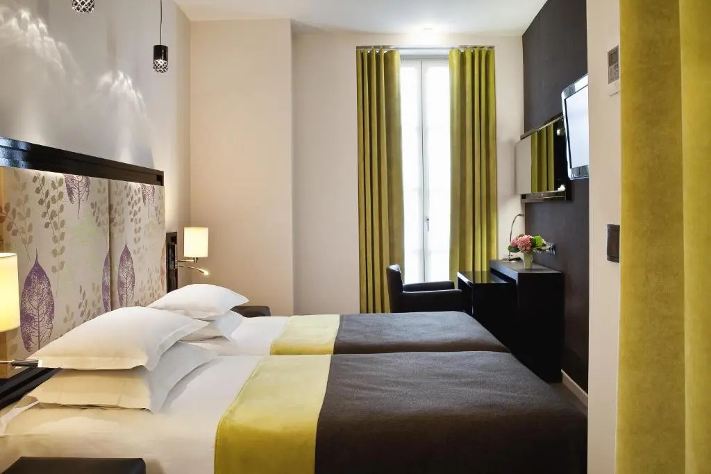 Standard Double room (full double bed)