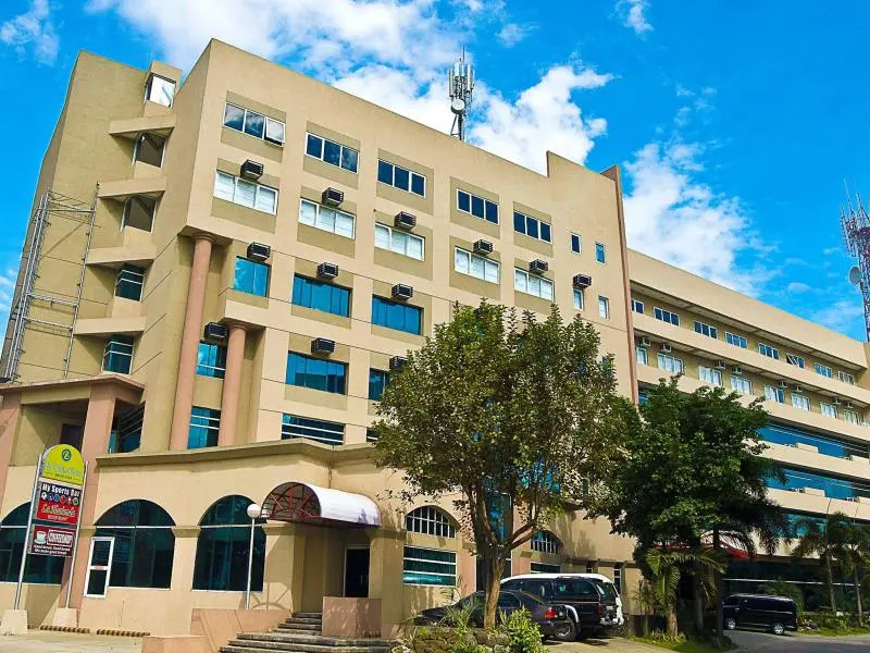 行政套房，享有市景，配有雙人床