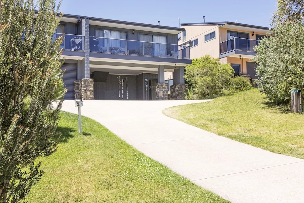 Acacia 2 - Luxurious Holiday Townhouse