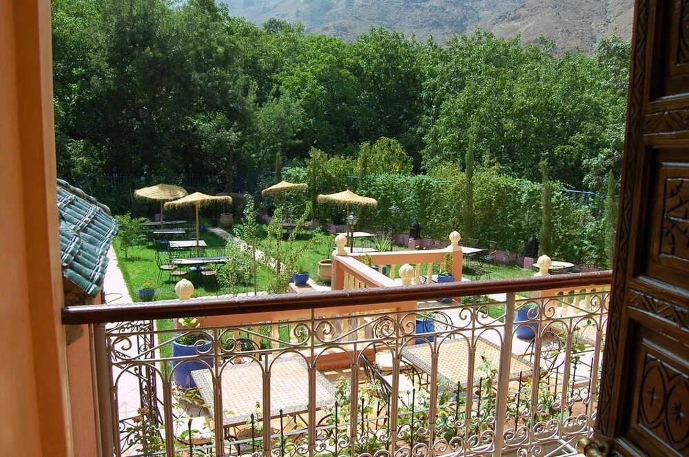 Balcony & Terrace