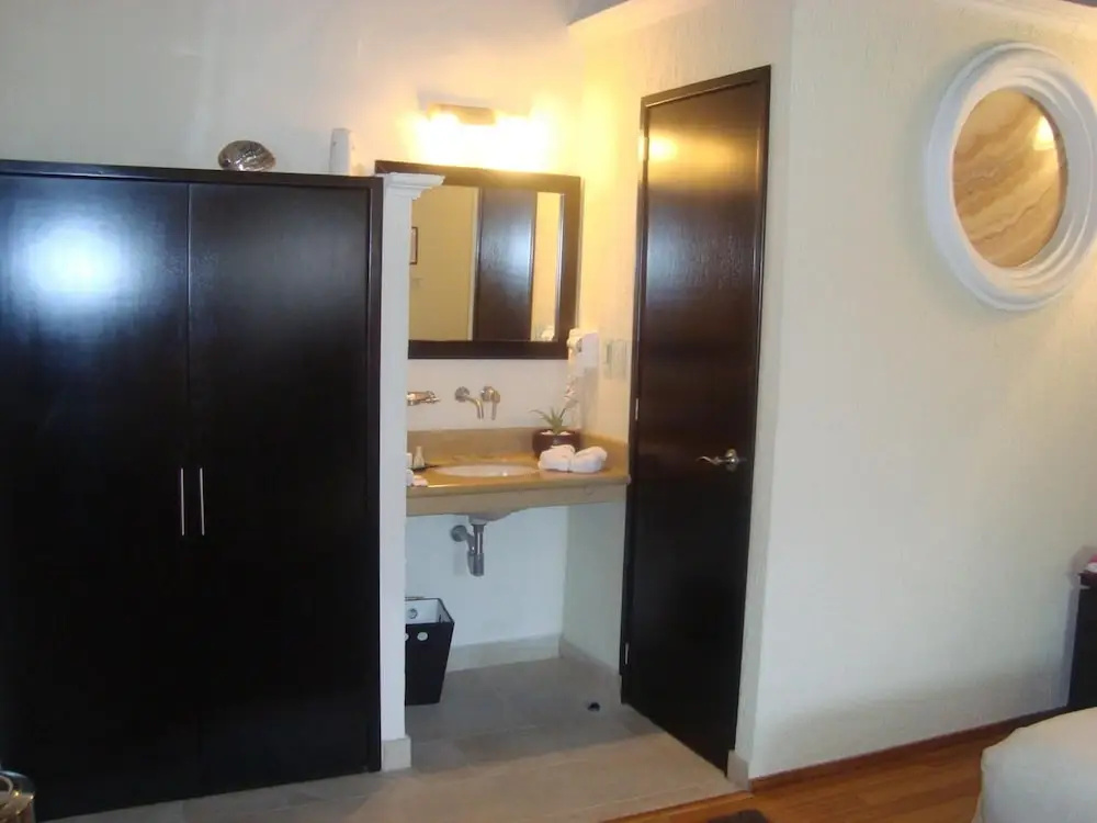 Standard Double Studio (full double bed)
