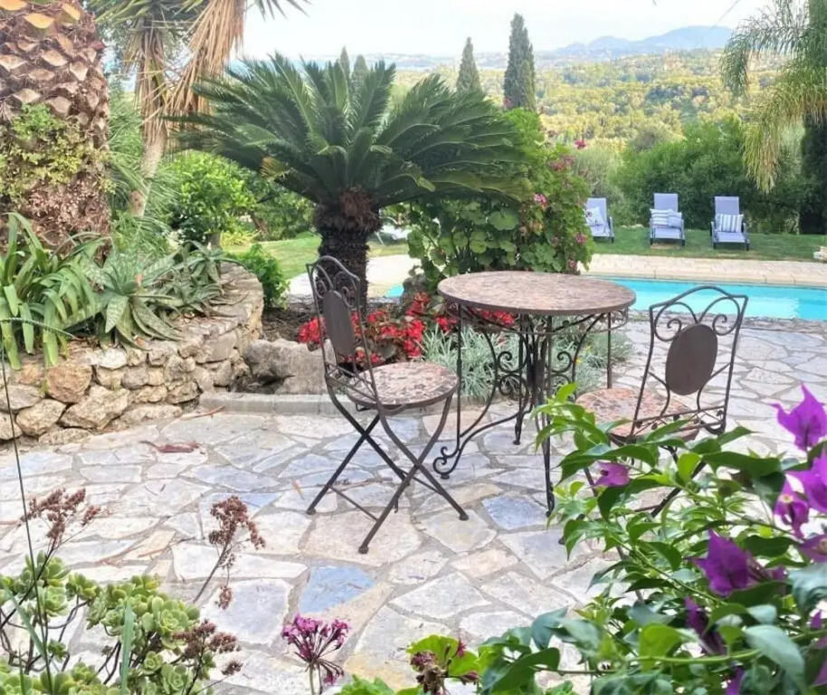 The Olivestone Village - Yoga Retreat Paradise