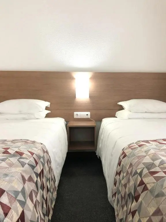 Double room (twin beds)