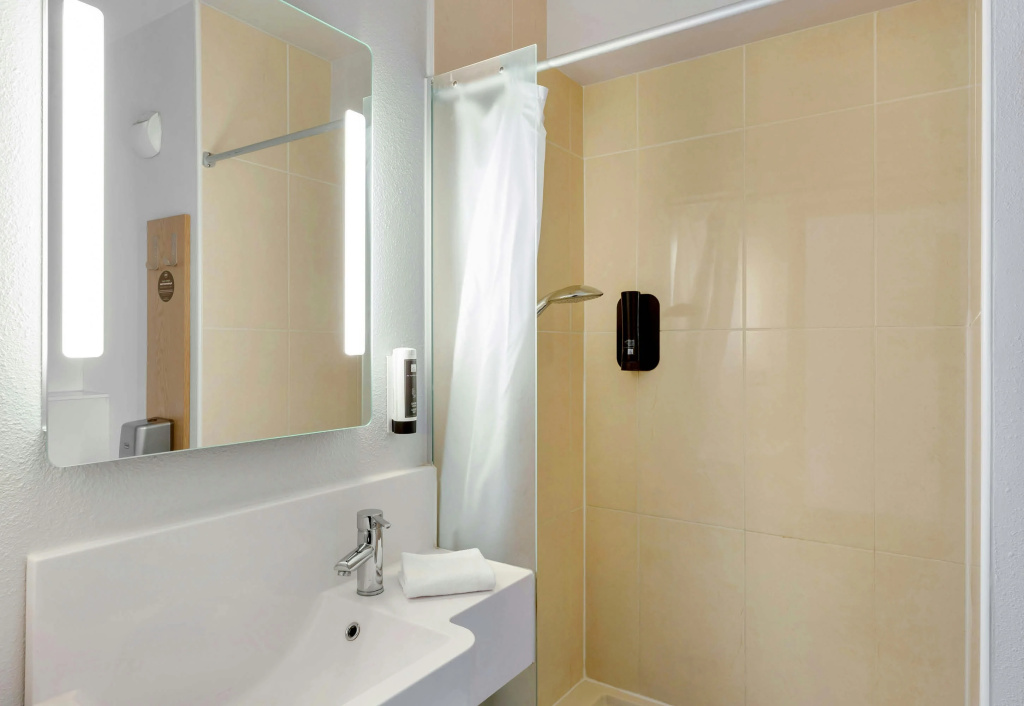 Afficher la photo 7 — B&B HOTEL Dunkerque Centre Gare