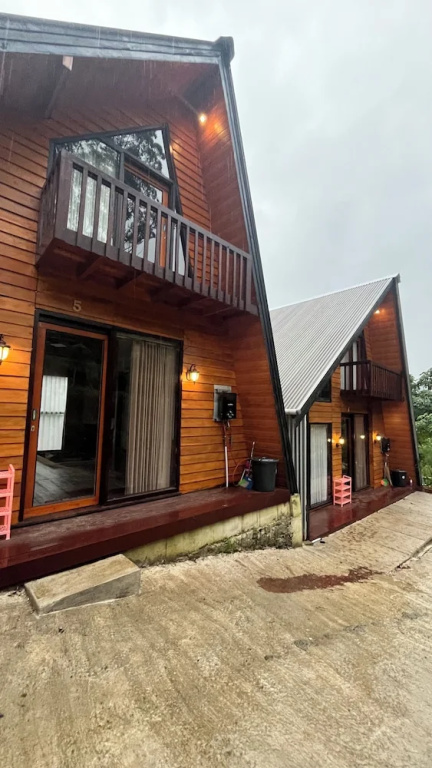 Padangsari Cabin House in Dieng Kulon