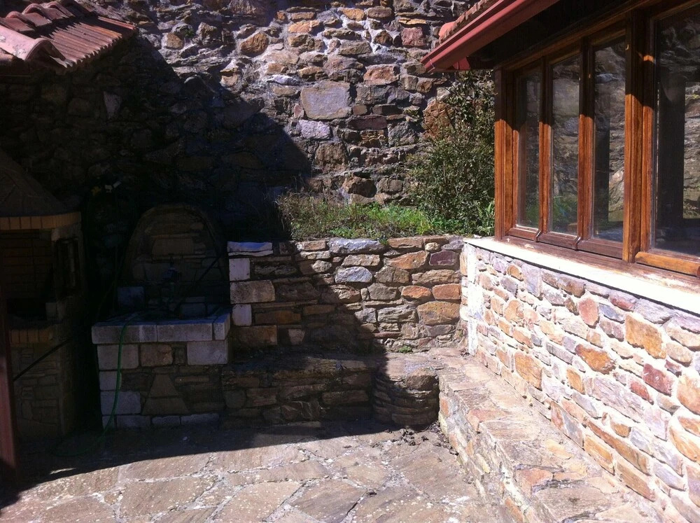 House With in Vlachokerasia