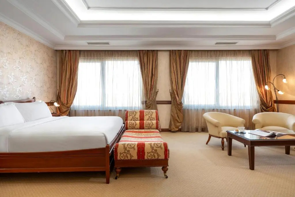 Presidential Suite